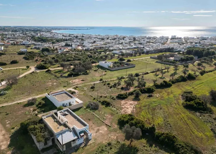 Villa Sunny Haven In Torre Lapillo
