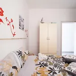 Sunny Haven In Villa Torre Lapillo